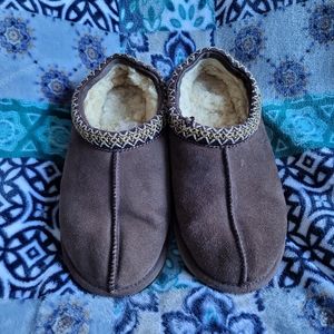 Ugg slippers